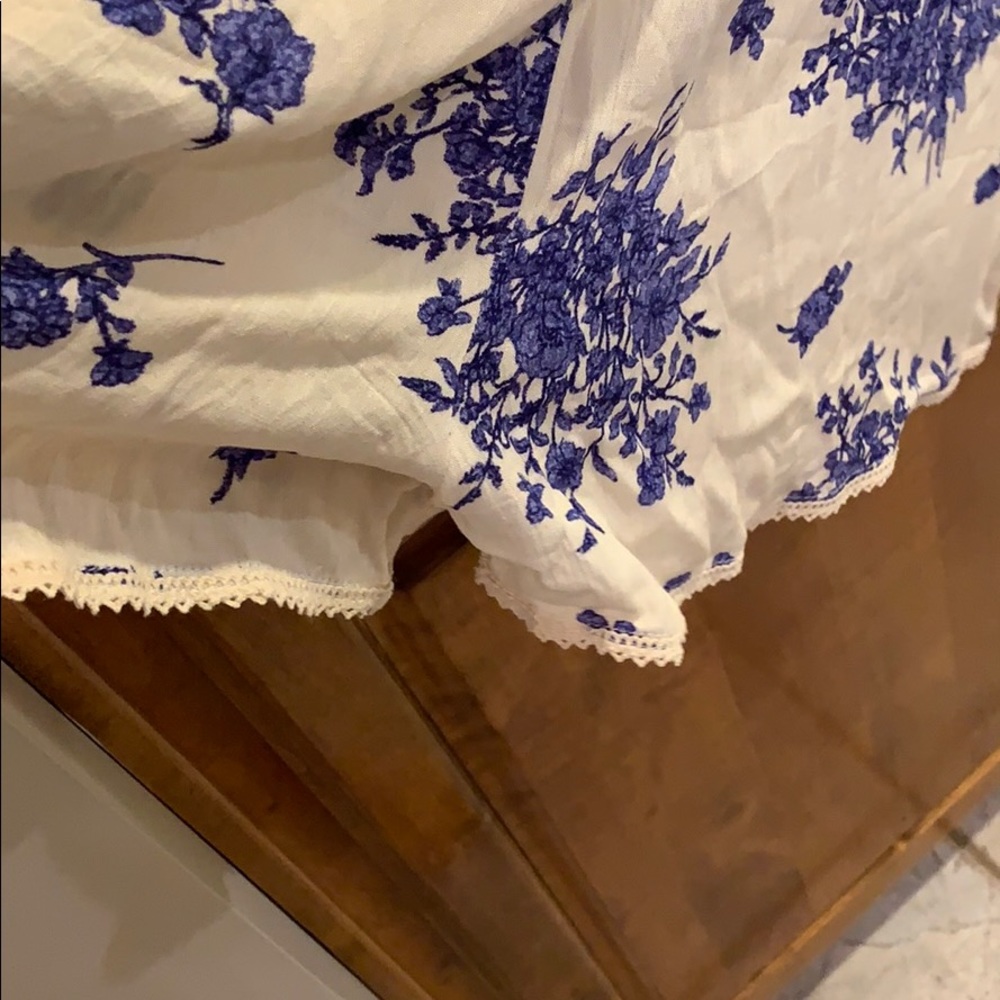 Romper - Picture 2 of 3
